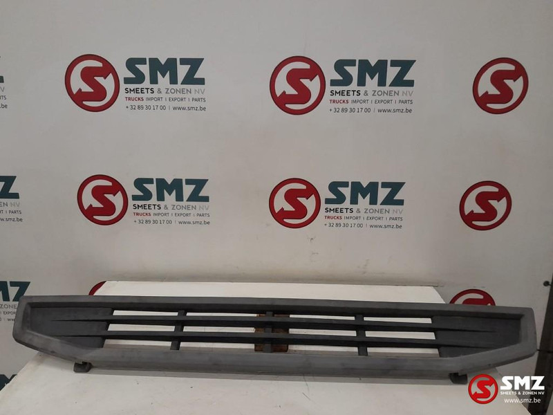Volvo Occ bovenste traptrede grille Volvo - Grill for Truck: picture 1 Volvo Occ bovenste traptrede grille Volvo - Grill for Truck: picture 1