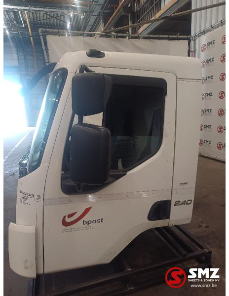 Volvo Occ cabine Volvo - Cab and interior for Truck: picture 3 Volvo Occ cabine Volvo - Cab and interior for Truck: picture 3