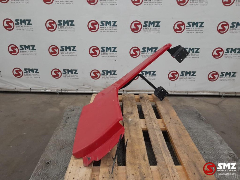 Volvo Occ cabinespoiler rechtsboven Volvo - Aerodynamics/ Spoiler for Truck: picture 4 Volvo Occ cabinespoiler rechtsboven Volvo - Aerodynamics/ Spoiler for Truck: picture 4