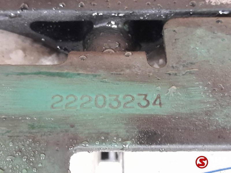 Volvo Occ oliefilterhuis D11 Volvo - Oil filter for Truck: picture 5 Volvo Occ oliefilterhuis D11 Volvo - Oil filter for Truck: picture 5