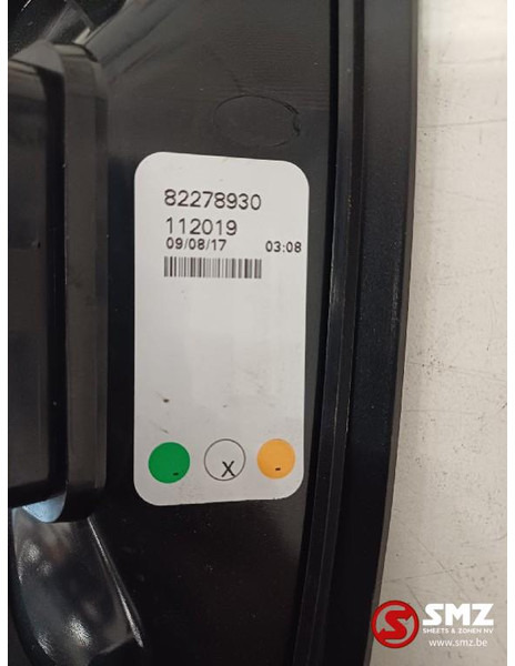 Volvo Occ set cabineverlichting deur + dak + binnen L/R - Cab and interior for Truck: picture 5 Volvo Occ set cabineverlichting deur + dak + binnen L/R - Cab and interior for Truck: picture 5