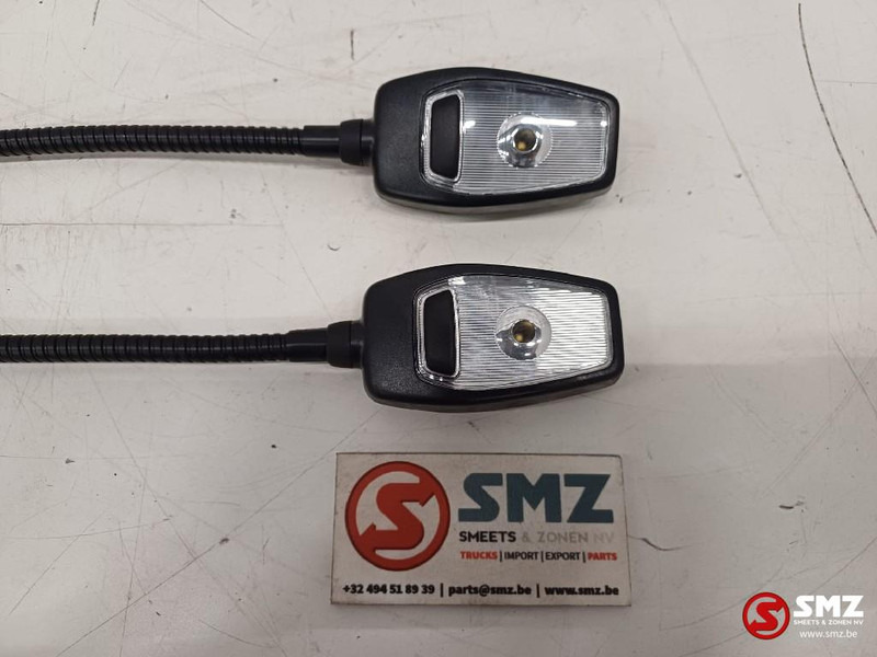 Volvo Occ set van 2 leeslampen Volvo - Cab and interior for Truck: picture 4 Volvo Occ set van 2 leeslampen Volvo - Cab and interior for Truck: picture 4