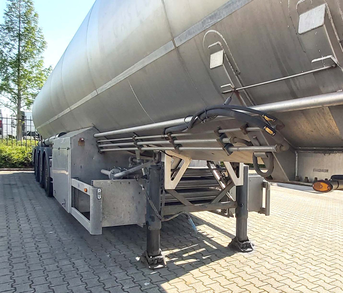INDOX LNG Methan Gas Cryogenic - Tank semi-trailer: picture 5 INDOX LNG Methan Gas Cryogenic - Tank semi-trailer: picture 5