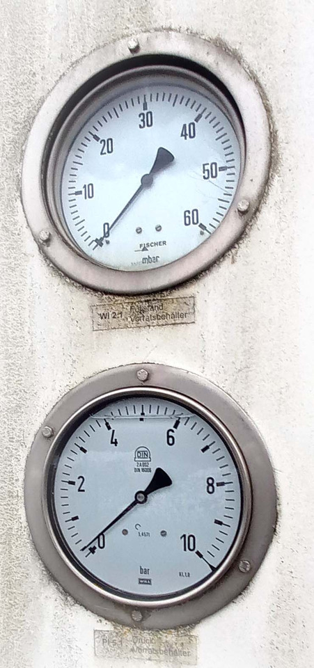 Messer Griesheim Gas tank semi-trailer used for LNG/CNG mobile filling station Methan Gas Cryogenic - Tank semi-trailer: picture 5 Messer Griesheim Gas tank semi-trailer used for LNG/CNG mobile filling station Methan Gas Cryogenic - Tank semi-trailer: picture 5