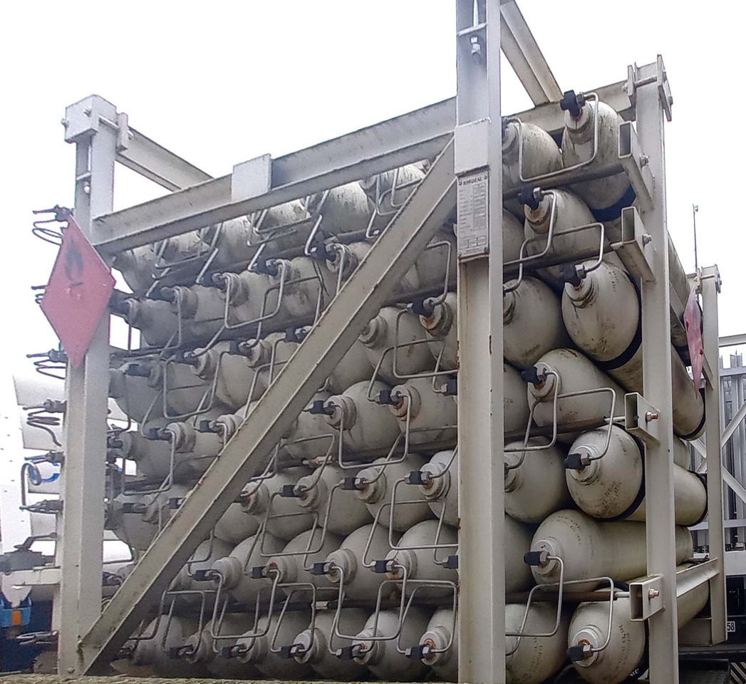 SAMRO Gas semi-trailer tube used for CNG Methane Erdgas 200 Bar - Trailer: picture 3 SAMRO Gas semi-trailer tube used for CNG Methane Erdgas 200 Bar - Trailer: picture 3