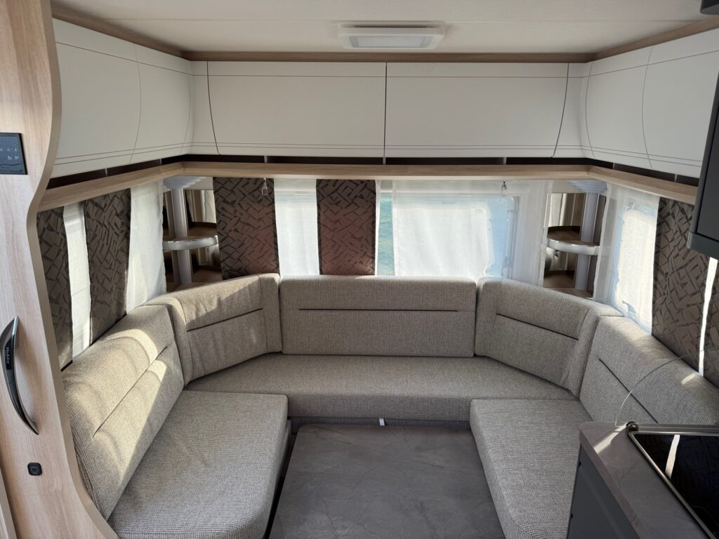 New Caravan HOBBY DE LUXE 460 UFe 2025: picture 7
