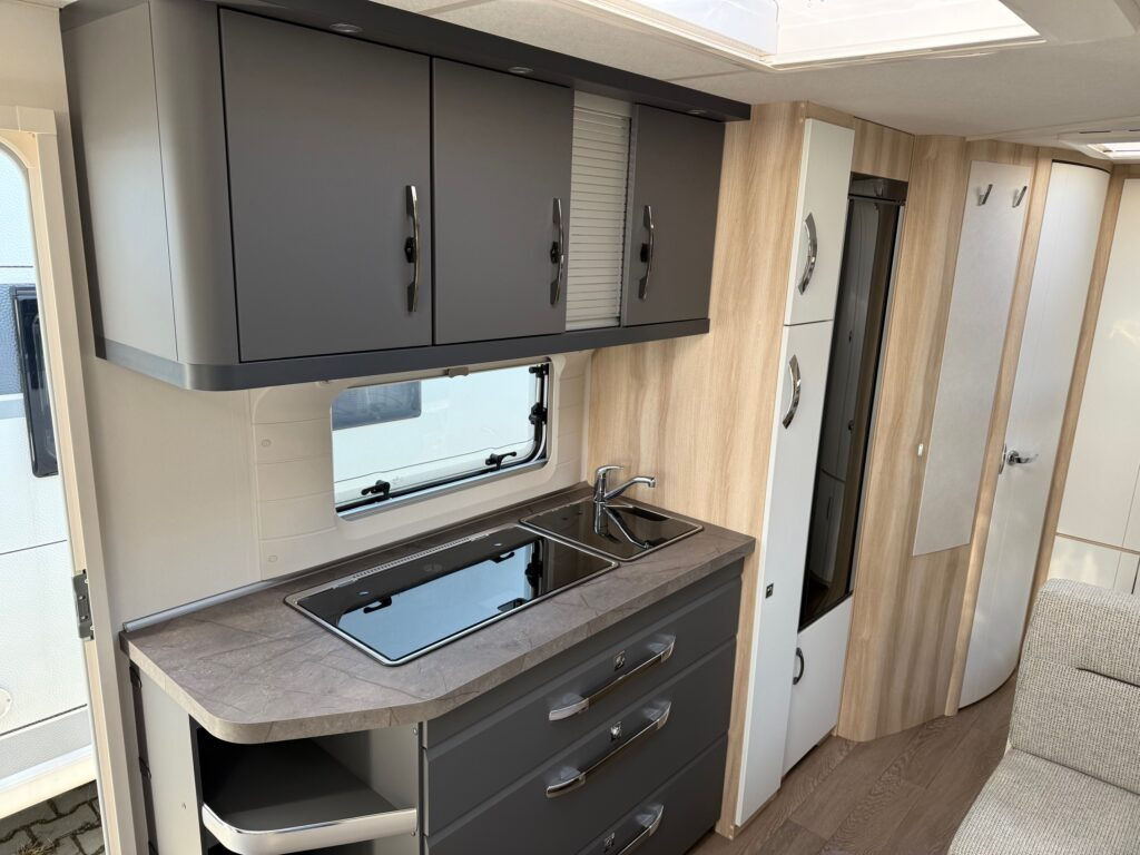 Caravan Hobby DE LUXE 545 KMF 2025: picture 7 Caravan Hobby DE LUXE 545 KMF 2025: picture 7