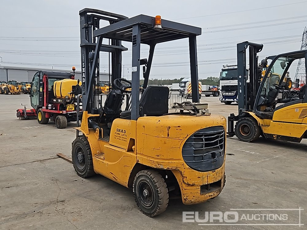 2003 CAT GP25K - LPG forklift: picture 3 2003 CAT GP25K - LPG forklift: picture 3