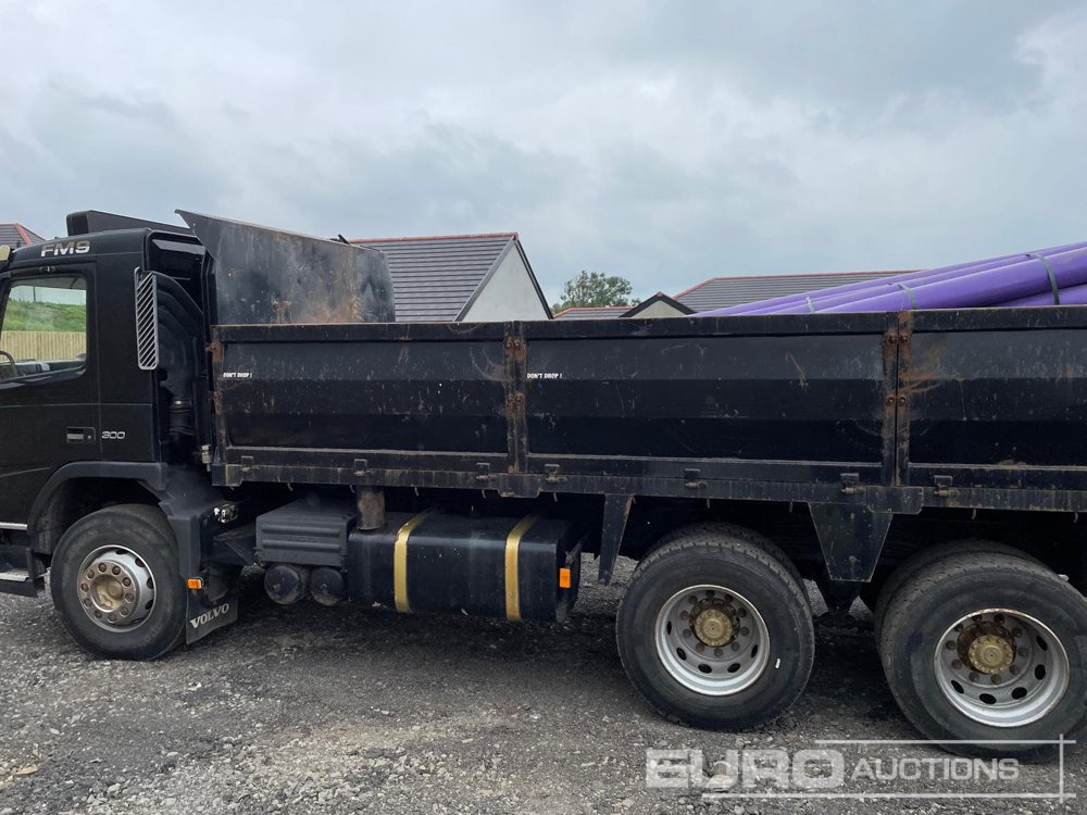2003 Volvo FM9 300 - Tipper: picture 1 2003 Volvo FM9 300 - Tipper: picture 1