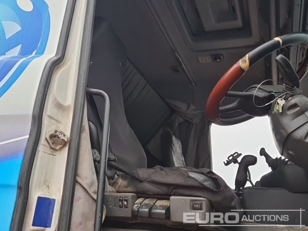 Tank truck 2005 Scania R124: picture 34 Tank truck 2005 Scania R124: picture 34