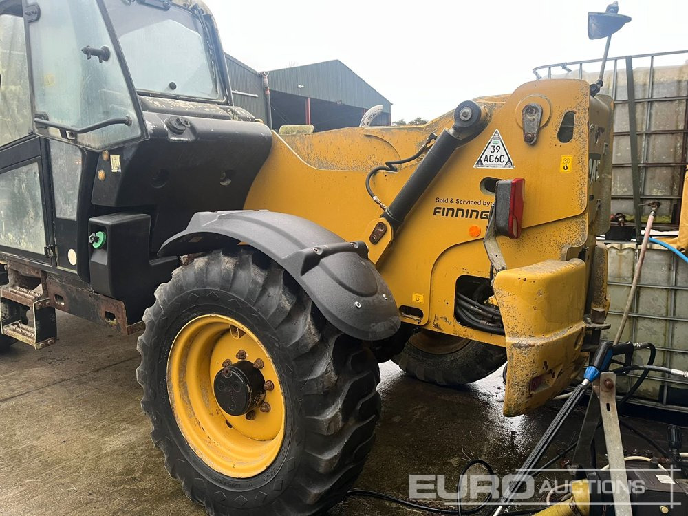 2010 CAT TH414 - Telescopic handler: picture 2 2010 CAT TH414 - Telescopic handler: picture 2