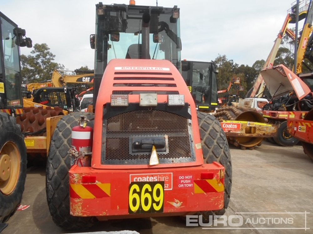 2011 CAT CS533XT Single Drum Vibrating Roller, A/C - Roller: picture 3 2011 CAT CS533XT Single Drum Vibrating Roller, A/C - Roller: picture 3