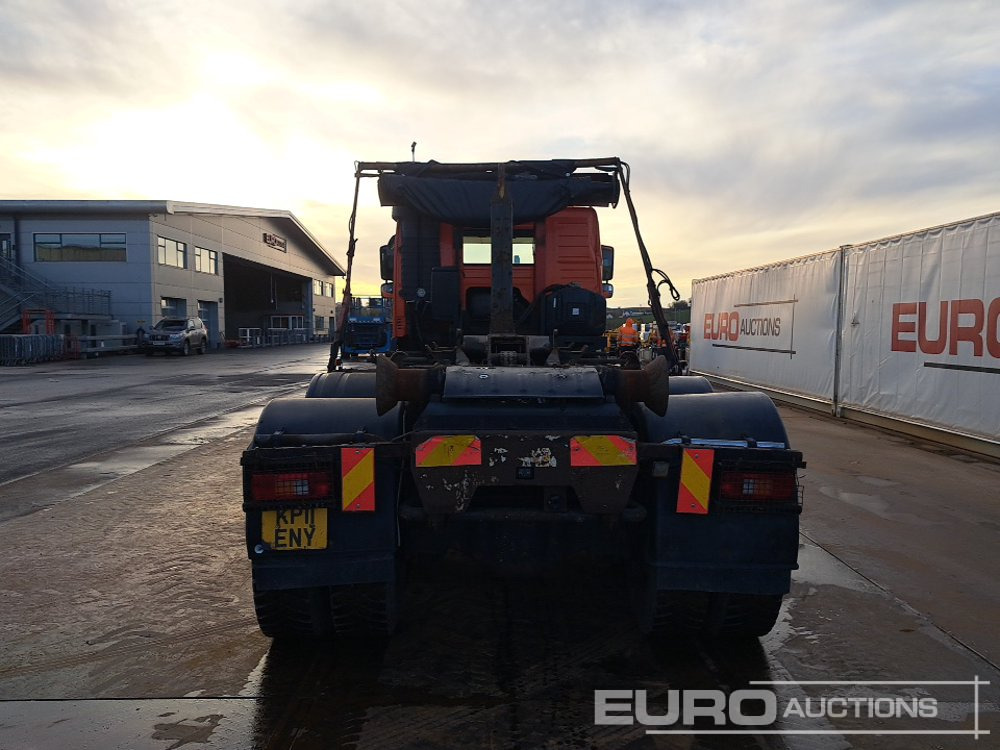 2011 Volvo FM - Hook lift truck: picture 4 2011 Volvo FM - Hook lift truck: picture 4