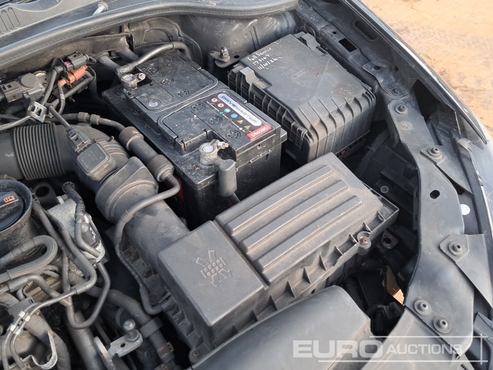 Car 2012 Volkswagen Golf: picture 43