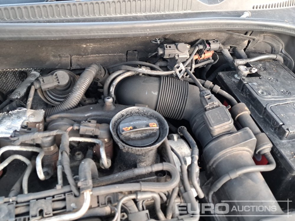 Car 2012 Volkswagen Golf: picture 40