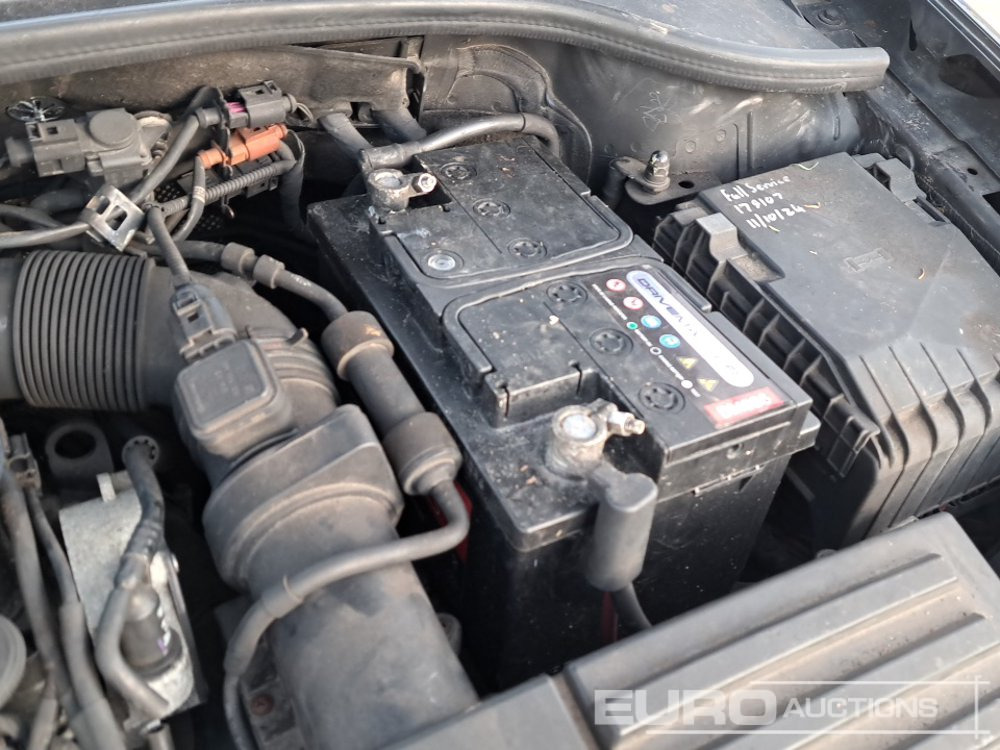 Car 2012 Volkswagen Golf: picture 42