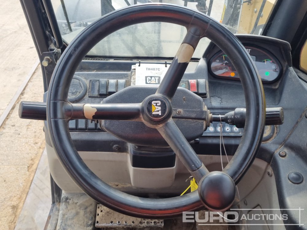 Telescopic handler 2013 CAT TH407C AG: picture 42