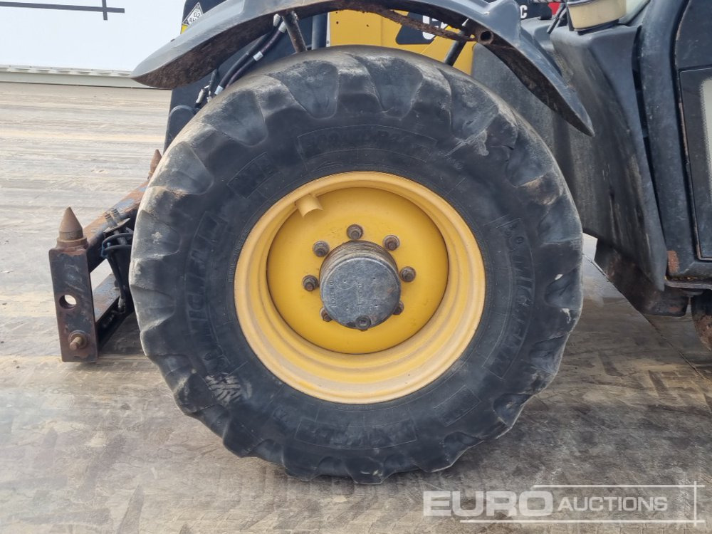 Telescopic handler 2013 CAT TH407C AG: picture 9