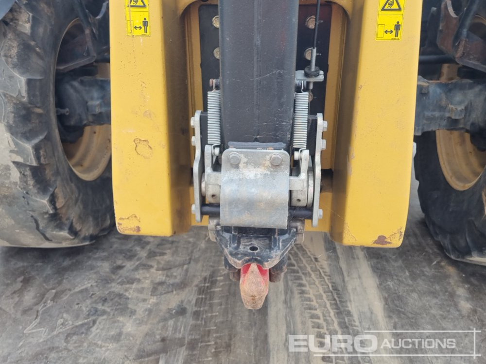 Telescopic handler 2013 CAT TH407C AG: picture 34