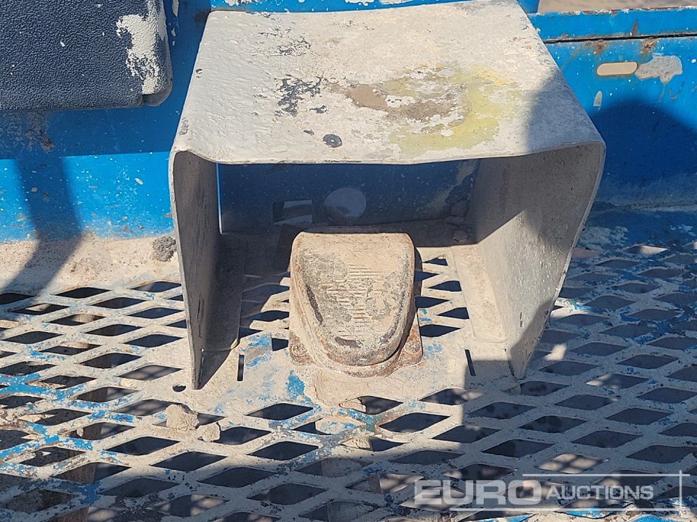 Aerial platform 2013 Genie Z-45/25J: picture 19
