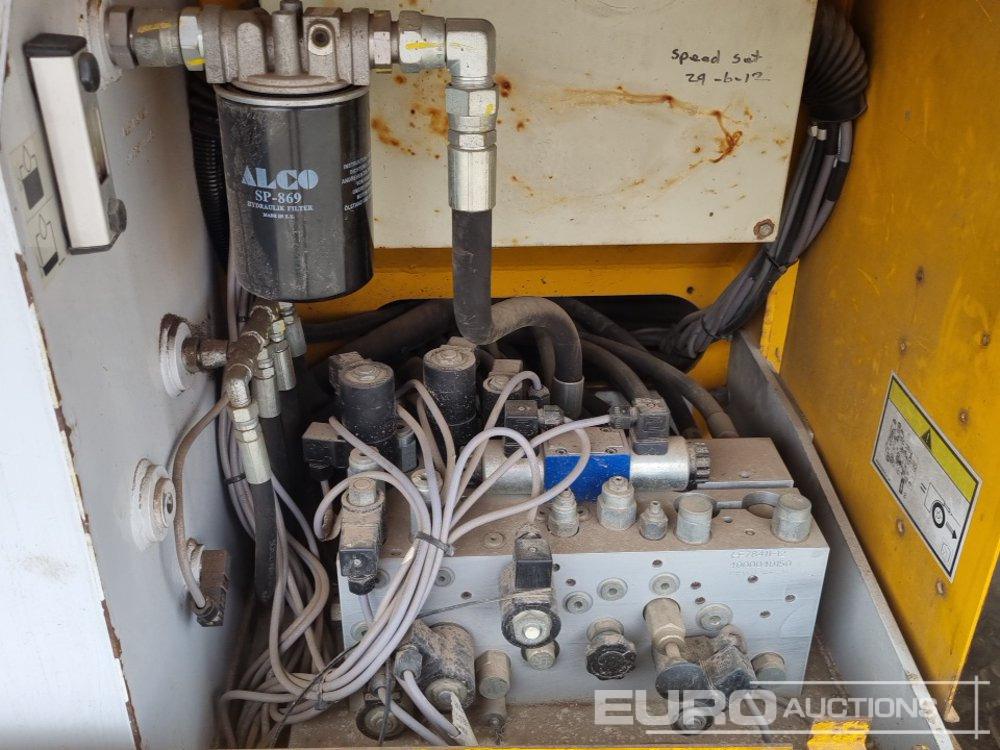 Aerial platform 2014 Haulotte Compact 12DX: picture 24