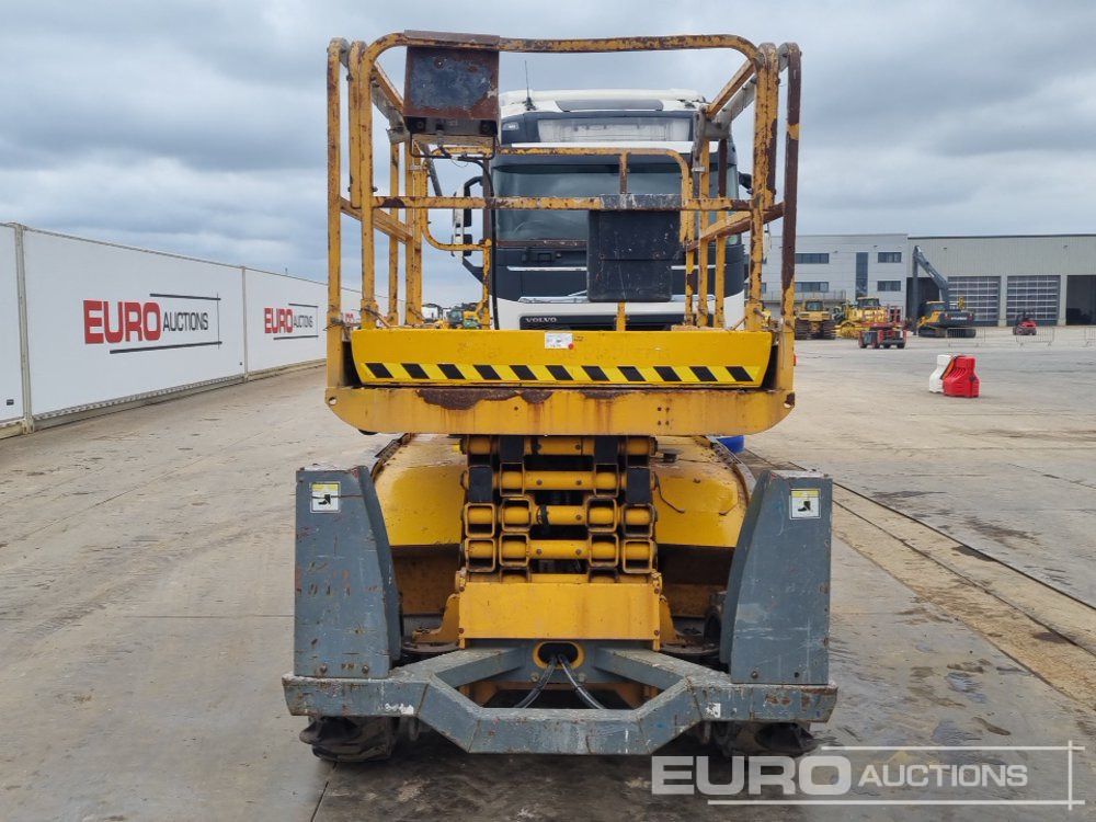 Aerial platform 2014 Haulotte Compact 12DX: picture 8