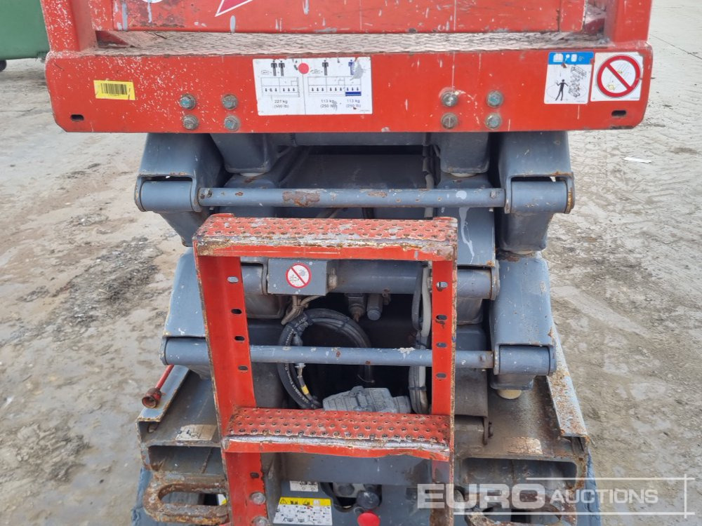Aerial platform 2014 SkyJack SJ3226: picture 14