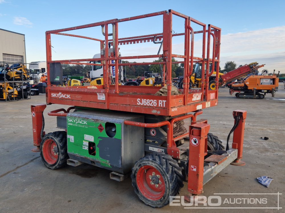 2014 SkyJack SJ6826RT - Aerial platform: picture 5 2014 SkyJack SJ6826RT - Aerial platform: picture 5
