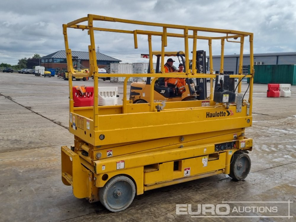 2015 Haulotte Compact 8 - Aerial platform: picture 5 2015 Haulotte Compact 8 - Aerial platform: picture 5