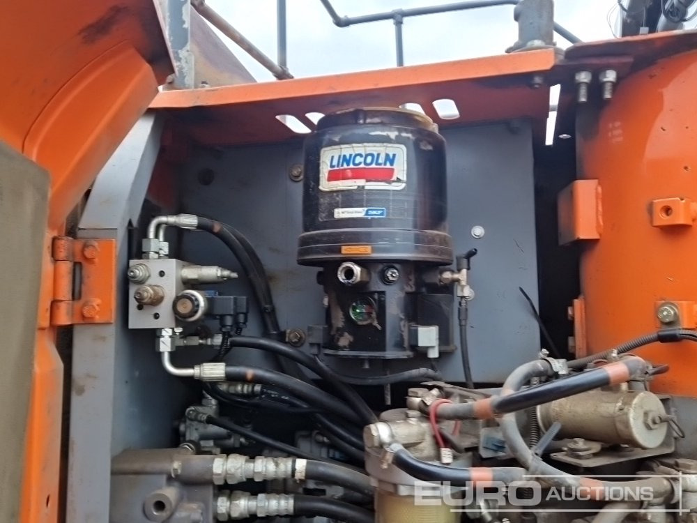 Crawler excavator 2015 Hitachi ZX130LCN-5B: picture 29