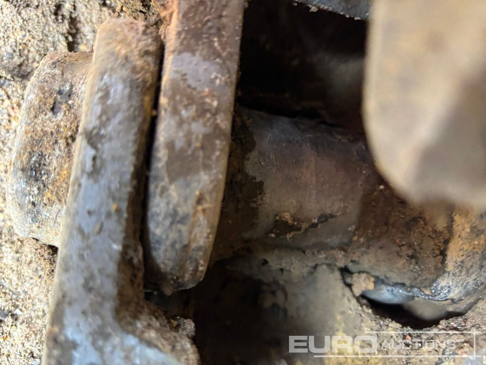 2015 JCB JS130T4I - Crawler excavator: picture 5 2015 JCB JS130T4I - Crawler excavator: picture 5