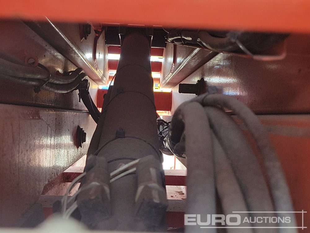 Aerial platform 2015 JLG R6: picture 17