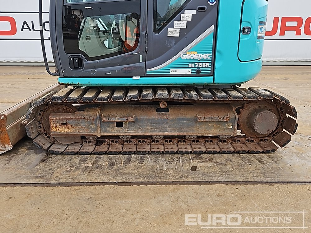 Mini excavator 2015 Kobelco SK75SR-3: picture 11