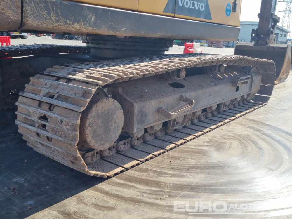 Crawler excavator 2015 Volvo EC220EL: picture 13