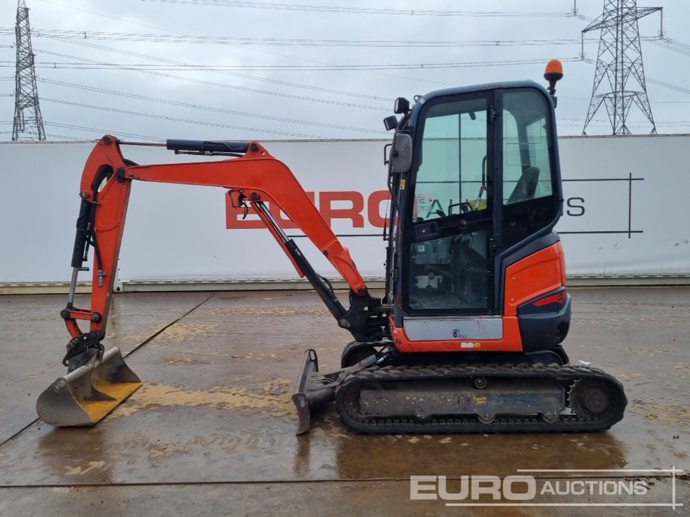 2016 Kubota U27-4 - Mini excavator: picture 2 2016 Kubota U27-4 - Mini excavator: picture 2