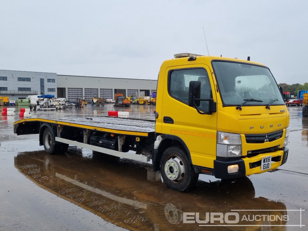 Dropside/ Flatbed truck for transportation of heavy machinery 2016 Mitsubishi Fuso 7C18: picture 7 Dropside/ Flatbed truck for transportation of heavy machinery 2016 Mitsubishi Fuso 7C18: picture 7