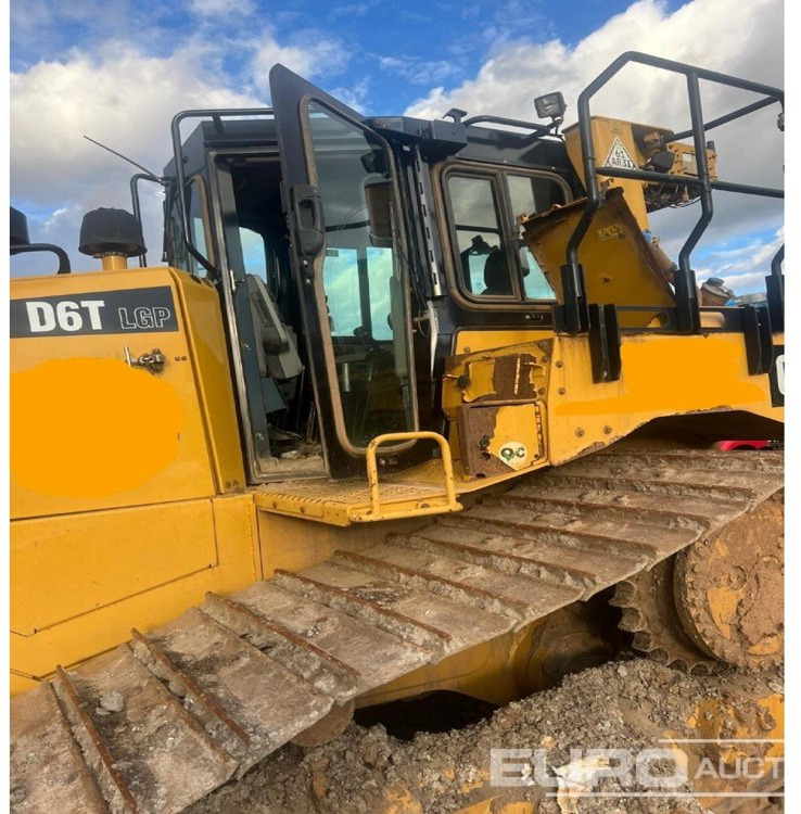2017 CAT D6T LGP - Bulldozer: picture 2 2017 CAT D6T LGP - Bulldozer: picture 2