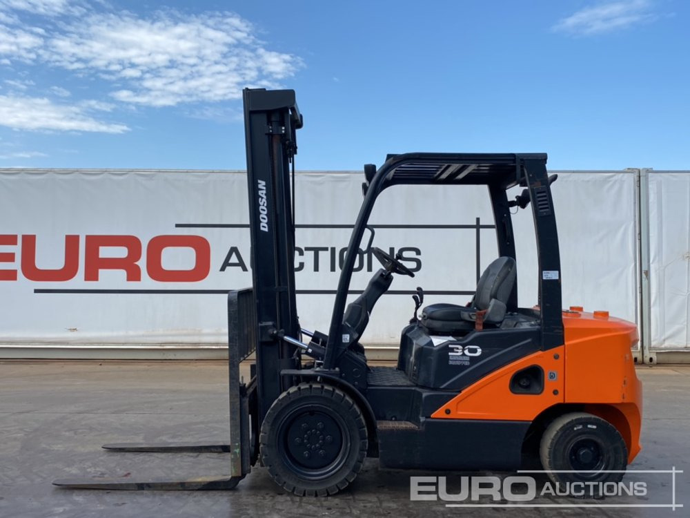 2018 Doosan D30S-7 - Forklift: picture 2 2018 Doosan D30S-7 - Forklift: picture 2
