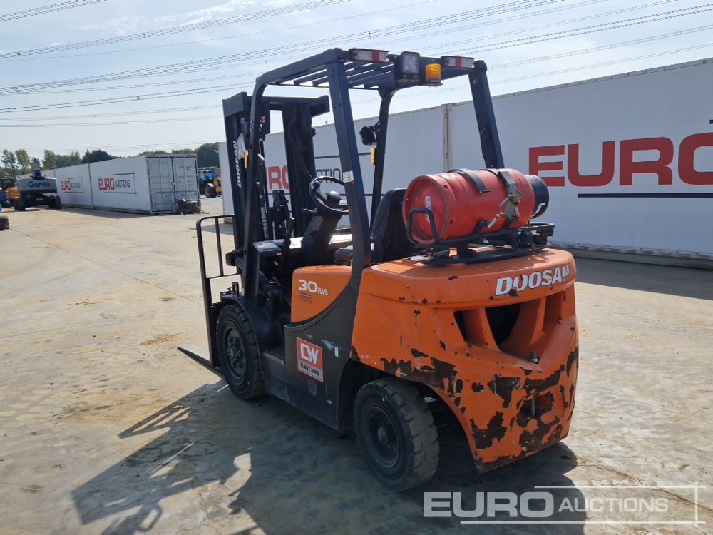 2019 Doosan G30GP - Forklift: picture 3 2019 Doosan G30GP - Forklift: picture 3