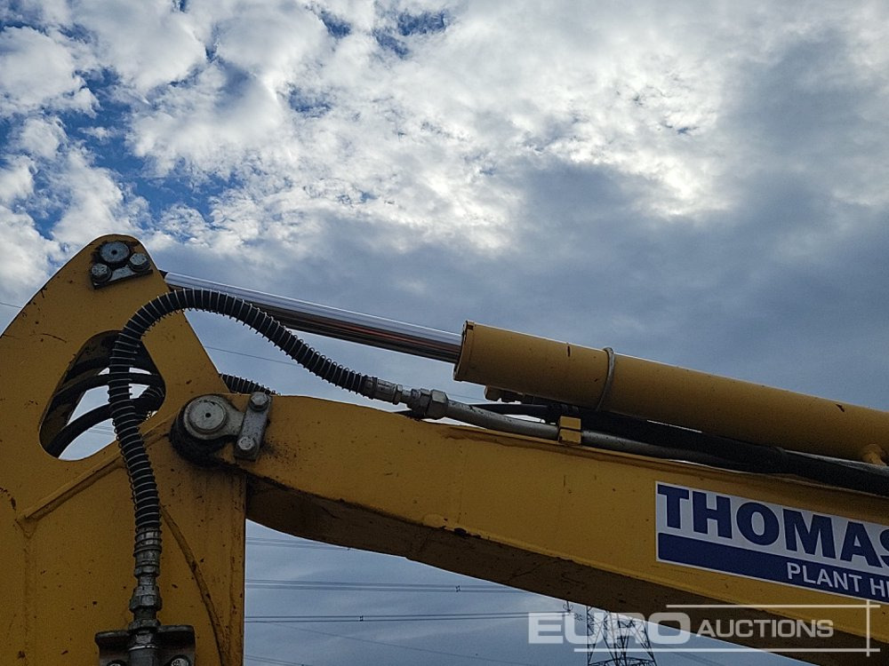 Mini excavator 2020 Komatsu PC26MR-3: picture 32
