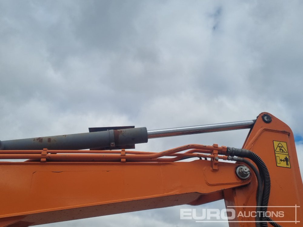 Mini excavator 2021 Doosan DX63-3: picture 18