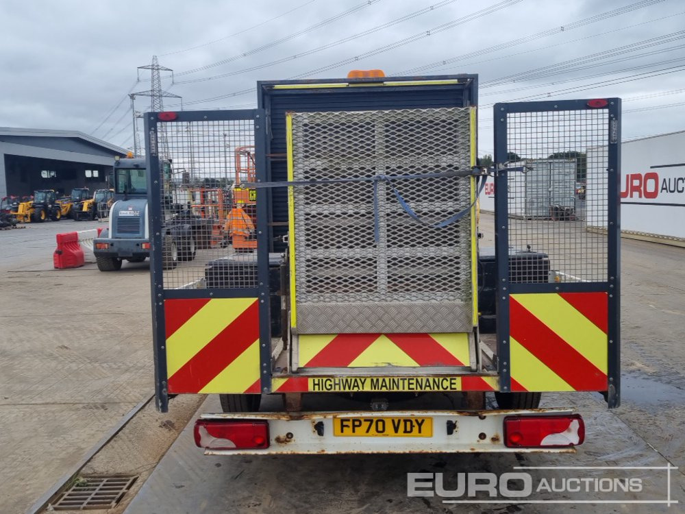 2021 Ford Transit 350 - Flatbed van: picture 4 2021 Ford Transit 350 - Flatbed van: picture 4
