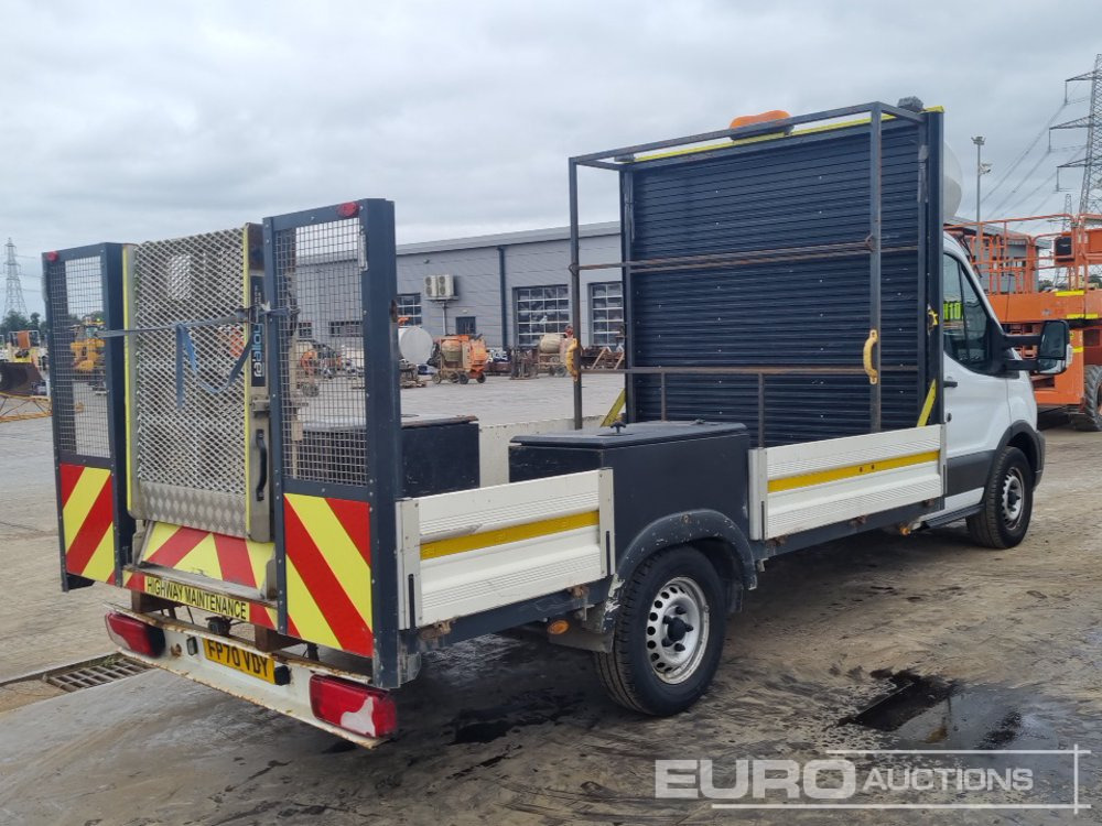 2021 Ford Transit 350 - Flatbed van: picture 5 2021 Ford Transit 350 - Flatbed van: picture 5