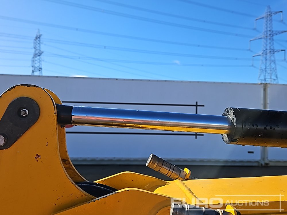 Mini excavator 2021 JCB 16C-1: picture 33