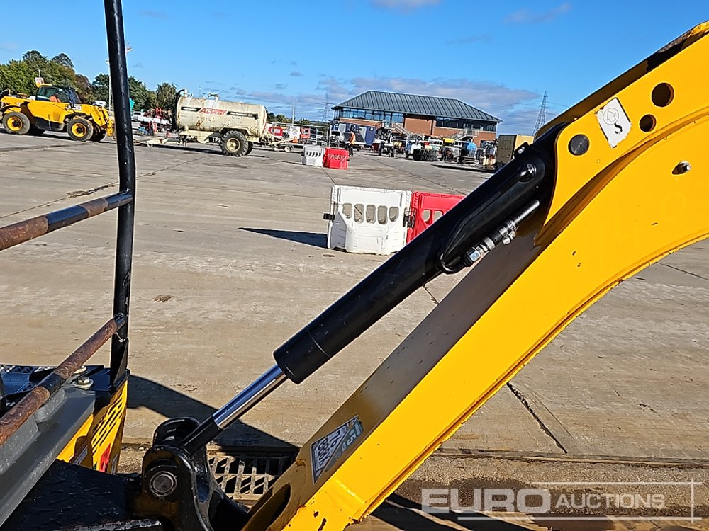 Mini excavator 2021 JCB 16C-1: picture 24