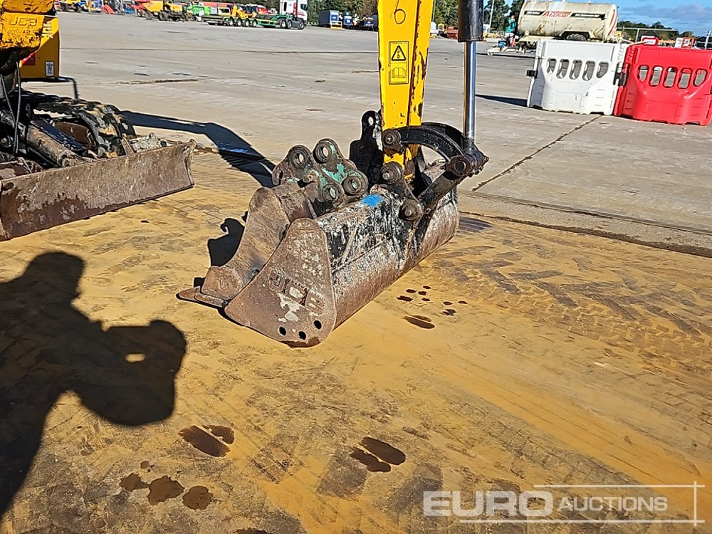 Mini excavator 2021 JCB 16C-1: picture 16