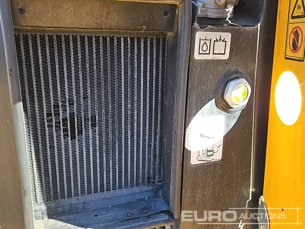 Mini excavator 2021 JCB 16C-1: picture 45