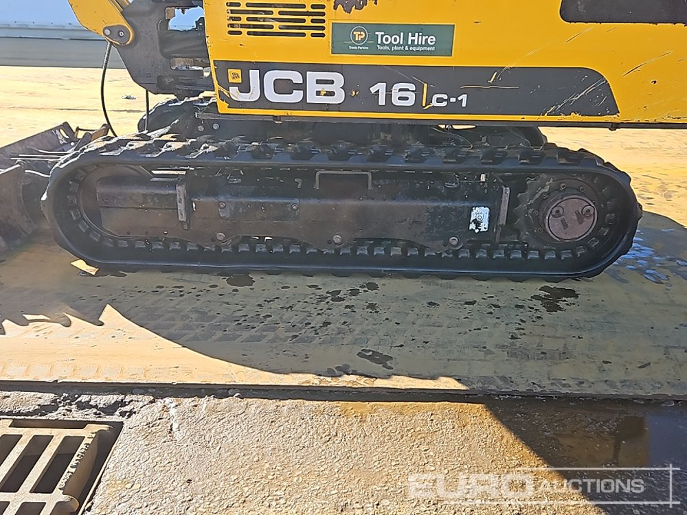 Mini excavator 2021 JCB 16C-1: picture 11