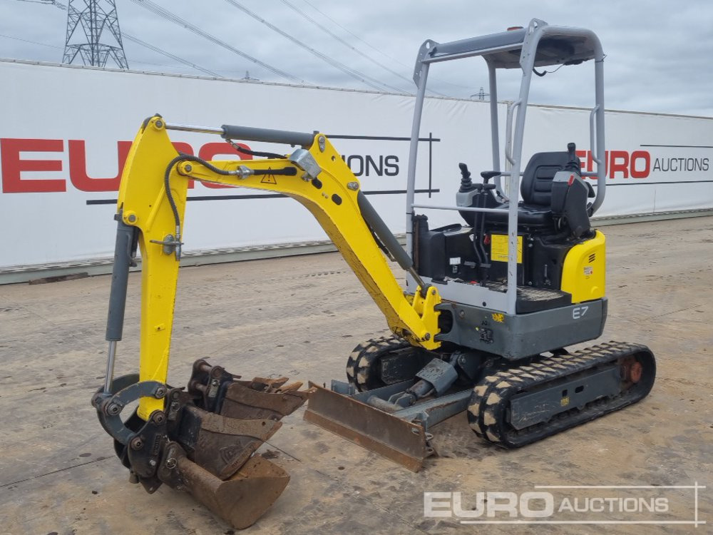 2022 Wacker Neuson EZ17 - Mini excavator: picture 1 2022 Wacker Neuson EZ17 - Mini excavator: picture 1