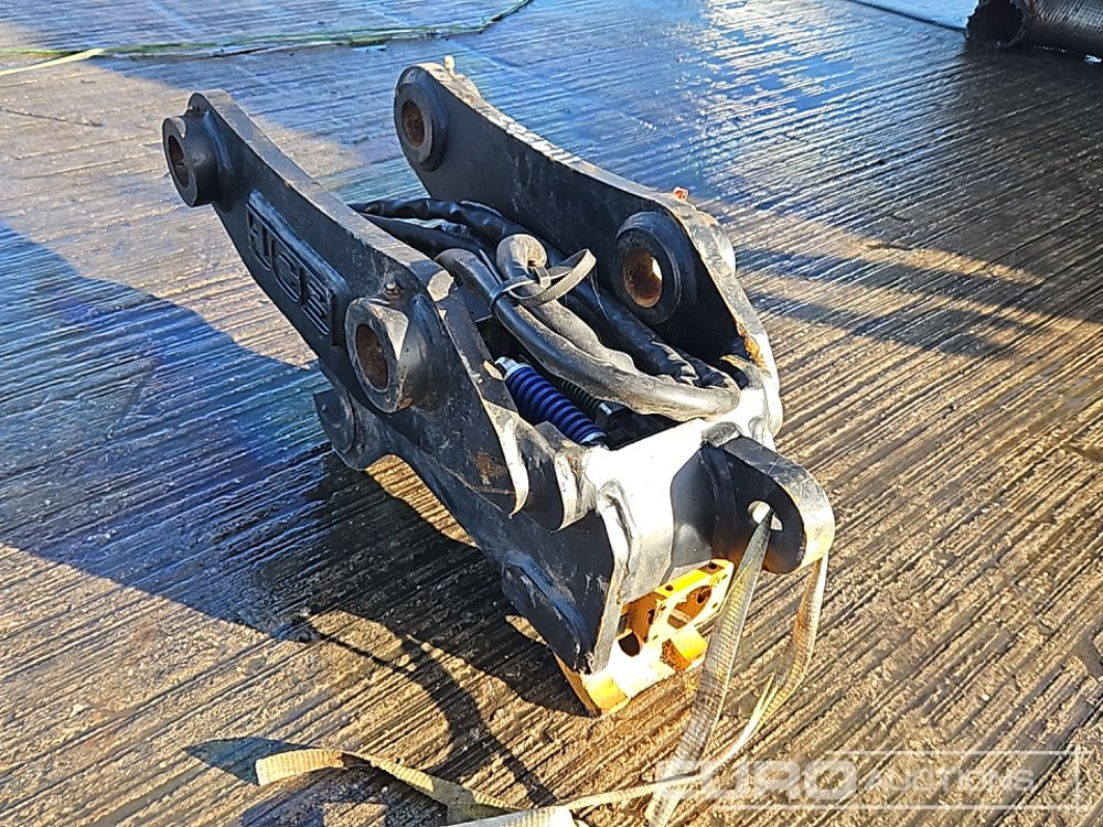 2023 JCB Hydraulic Double Lock QH 65mm Pin to suit 13 Ton Excavator - Quick coupler: picture 3 2023 JCB Hydraulic Double Lock QH 65mm Pin to suit 13 Ton Excavator - Quick coupler: picture 3